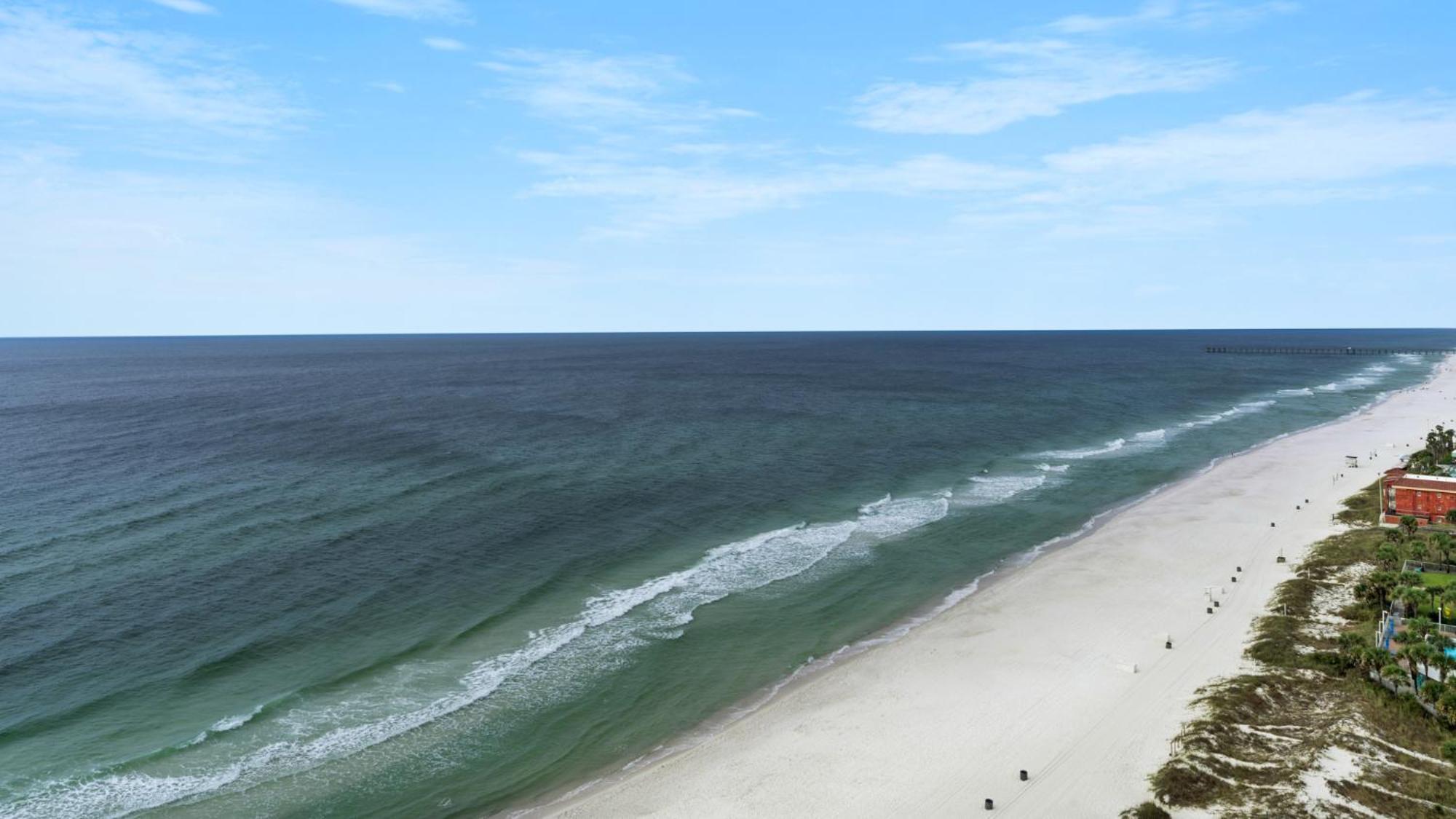Parking Fee Included-majestic 1-1606! Gulf Front 1bedroom, Pool,hot Tubs,tennis Holiday home Panama City Beach
