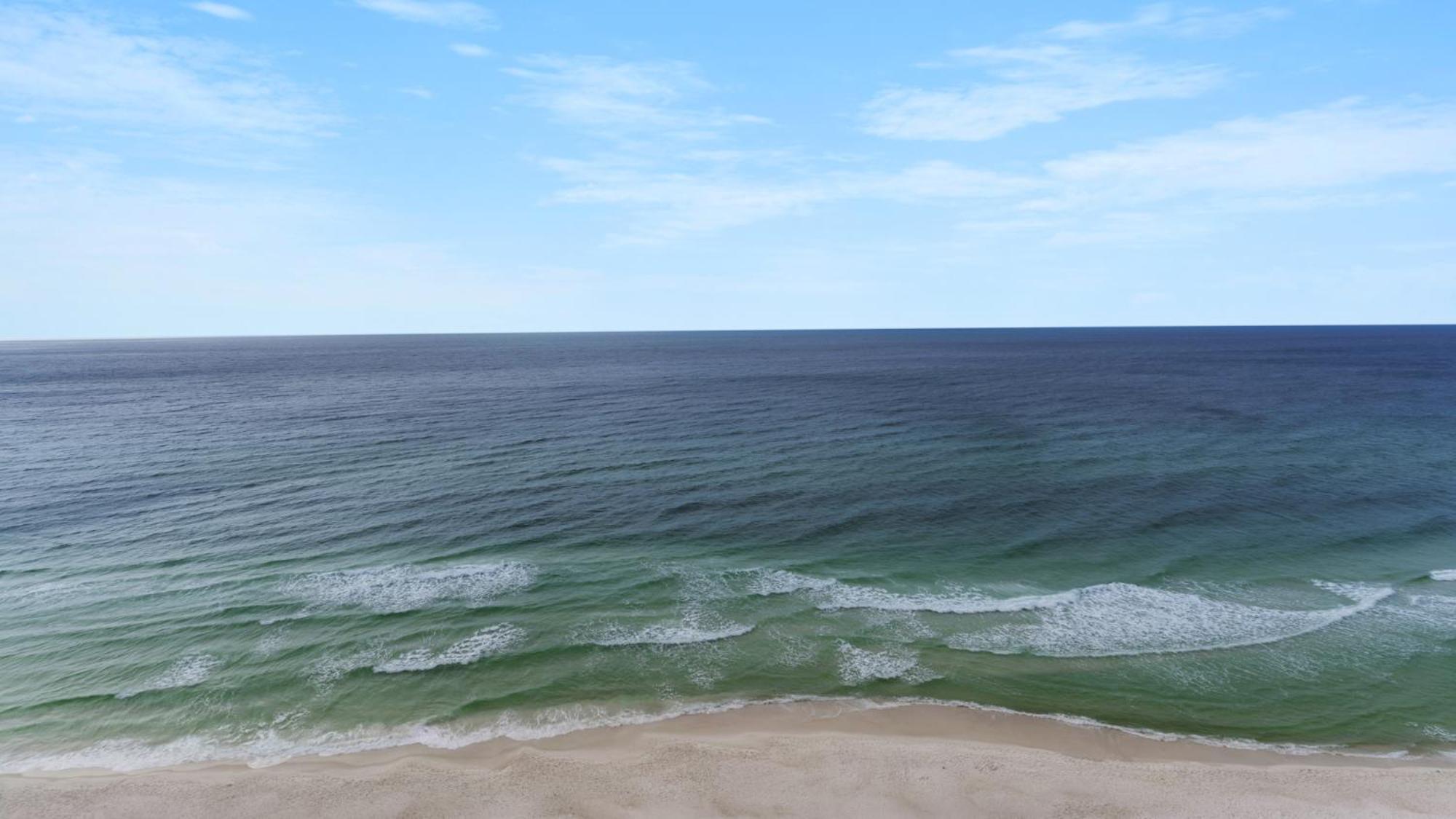 Parking Fee Included-majestic 1-1606! Gulf Front 1bedroom, Pool,hot Tubs,tennis *