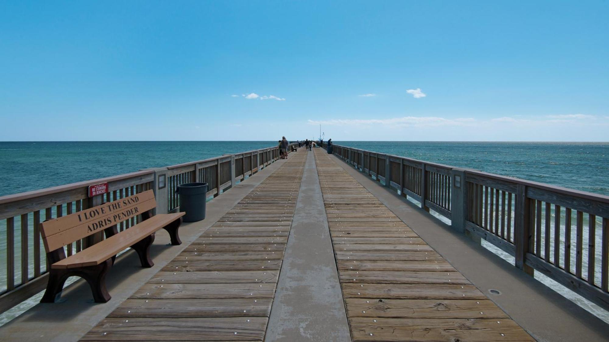 Parking Fee Included-majestic 1-1606! Gulf Front 1bedroom, Pool,hot Tubs,tennis Holiday home